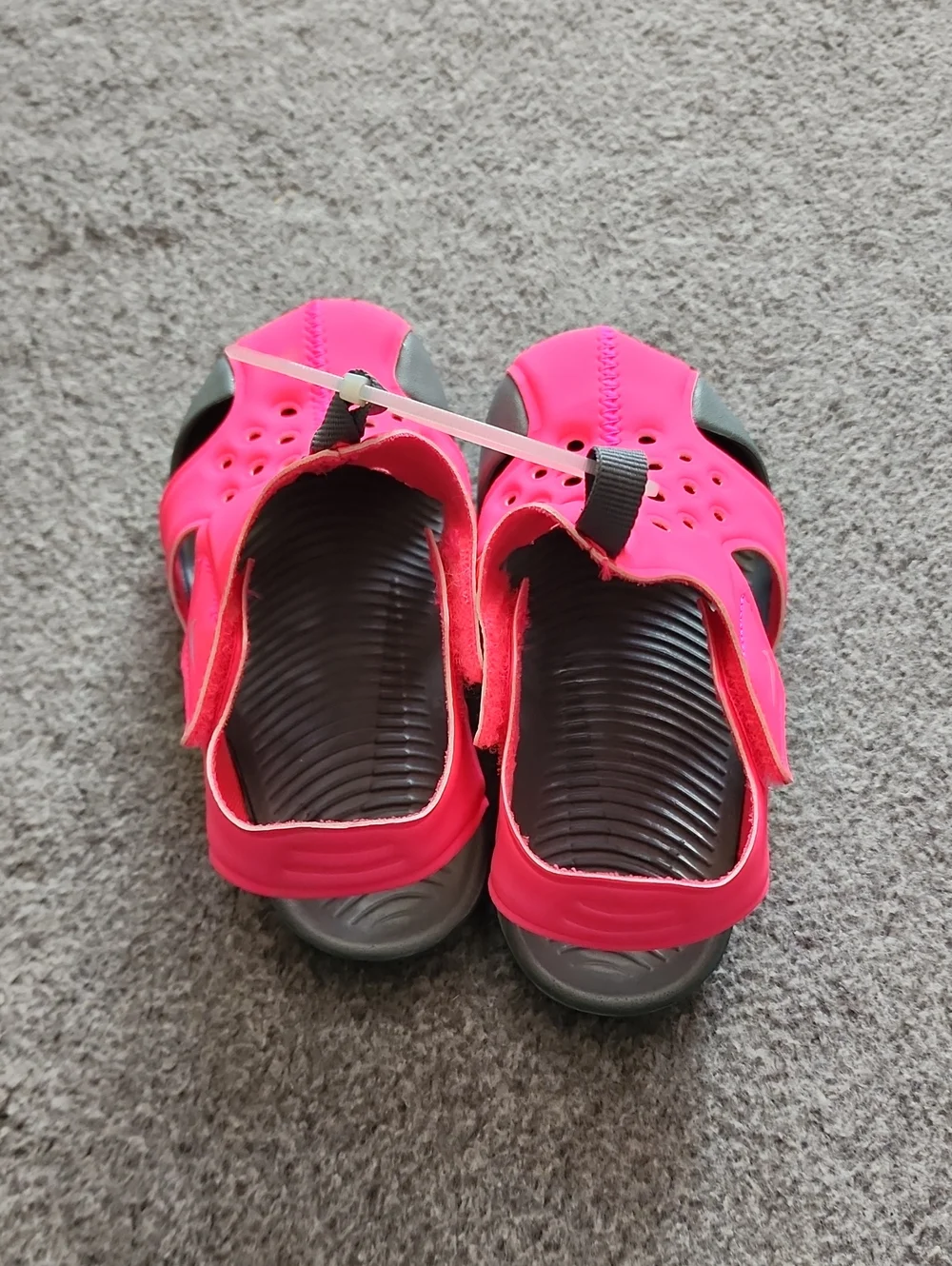 NEW Nike Kids Pink Water Sandals